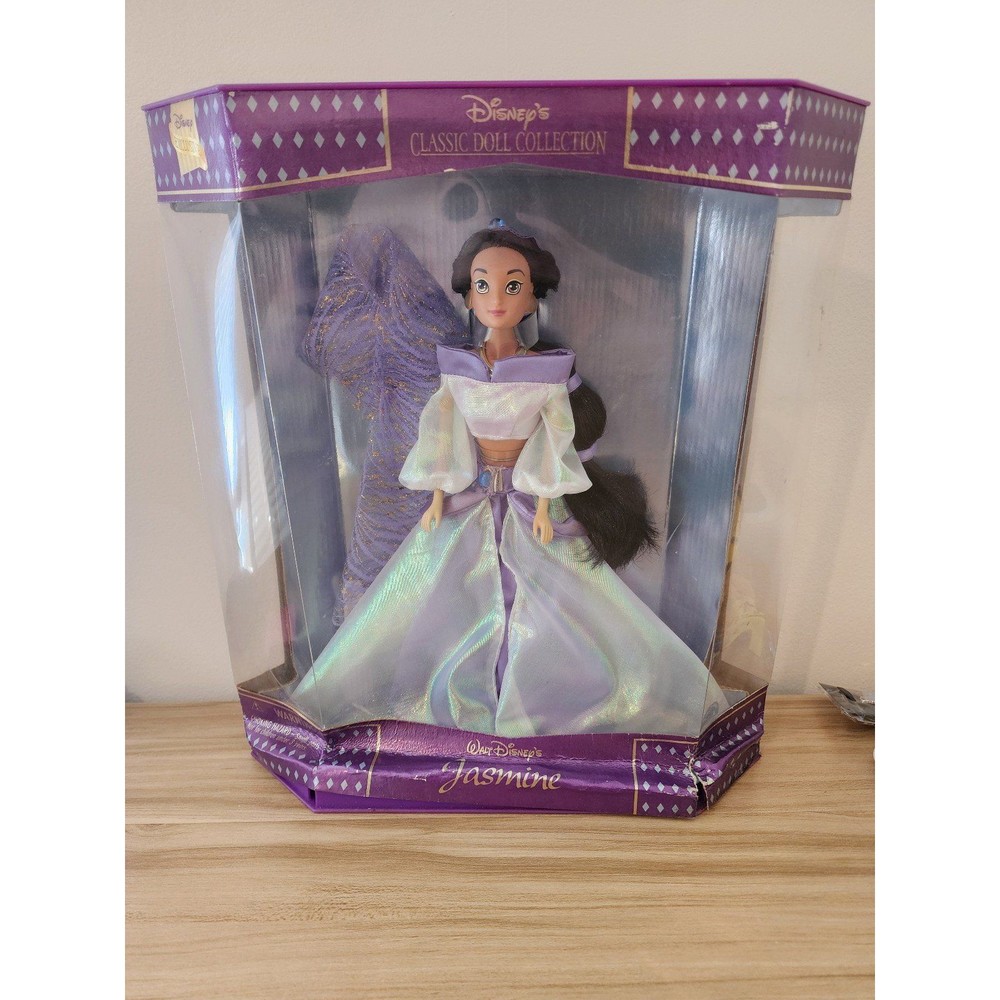 Disney classic jasmine doll